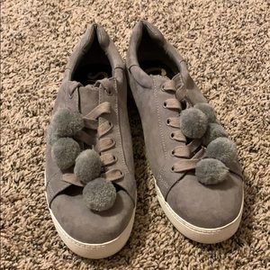 Sam Edelman Carmela Pom Pom sneaker